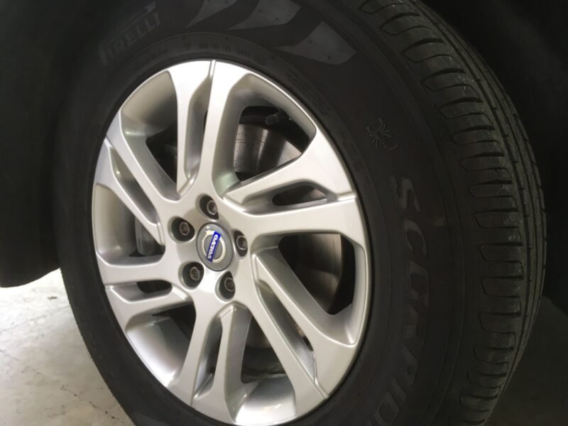 VOLVO XC60 2.0 D3 KINETIC AUTO