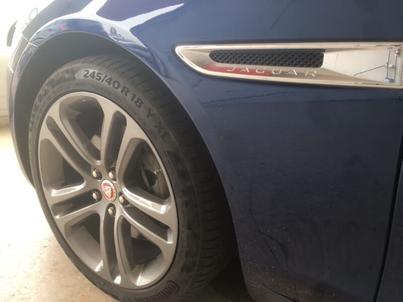 JAGUAR XE 2.0D 180PS PURE
