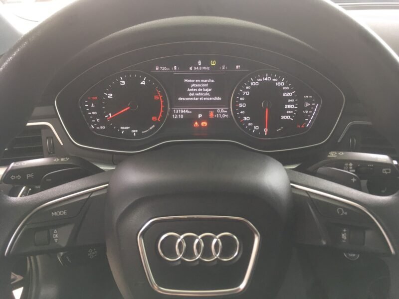 AUDI A4 AVANT 2.0 TDI S TRONIC