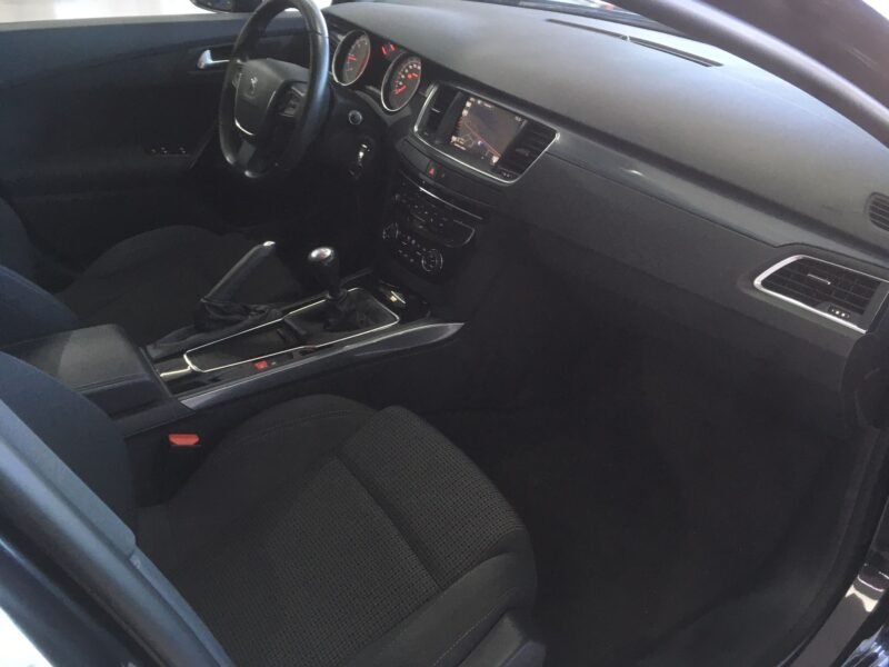 PEUGEOT 508 2.0 BlueHdi Active