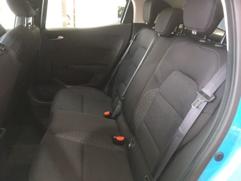 RENAULT Clio LIMITED TCE