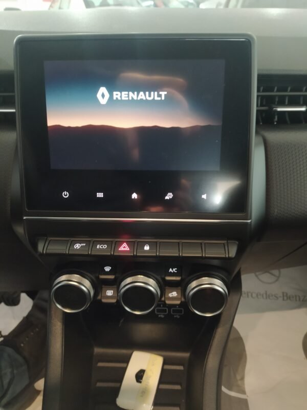 RENAULT Clio LIMITED TCE